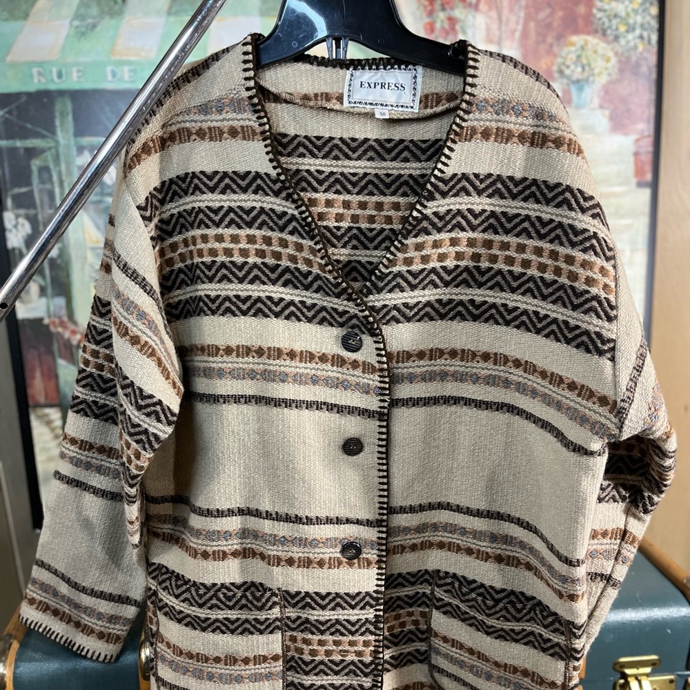 EUC: Women’s Vintage Oversized 
Muted Pattern Southwest Style Print
Jacket